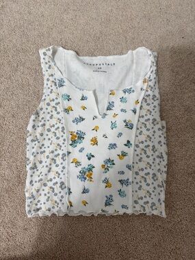 Aeropostale White Floral Ribbed Tank with Yellow & Blue Flowers